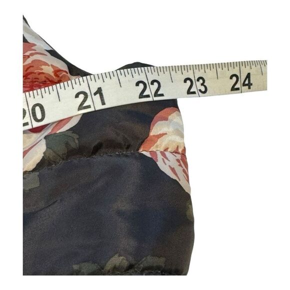 EUC LOFT Black Floral Puffer Vest, size XL - Picture 5 of 7